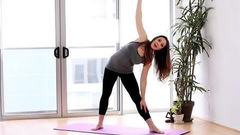 Symmetrical vs. Asymmetrical Yoga Poses : Yoga & Exercise Tips