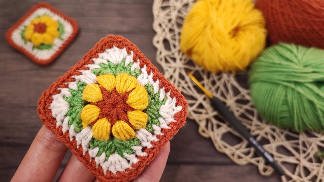 🌸🌸 Amazing Granny Square Crochet with Flower Pattern (Crochet Bag) | Tığ Işi Büyükanne Meydanı