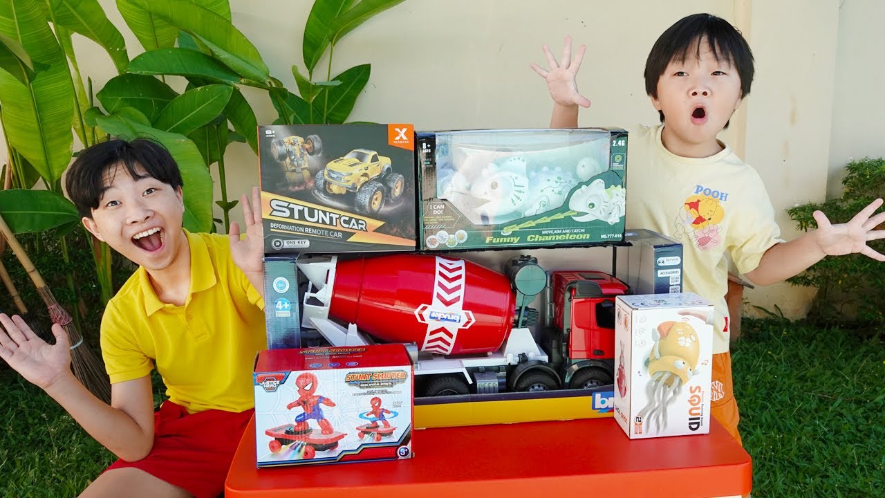 30Min] Yejun Plays Hide and Seek with New Car Toys for Kids Game