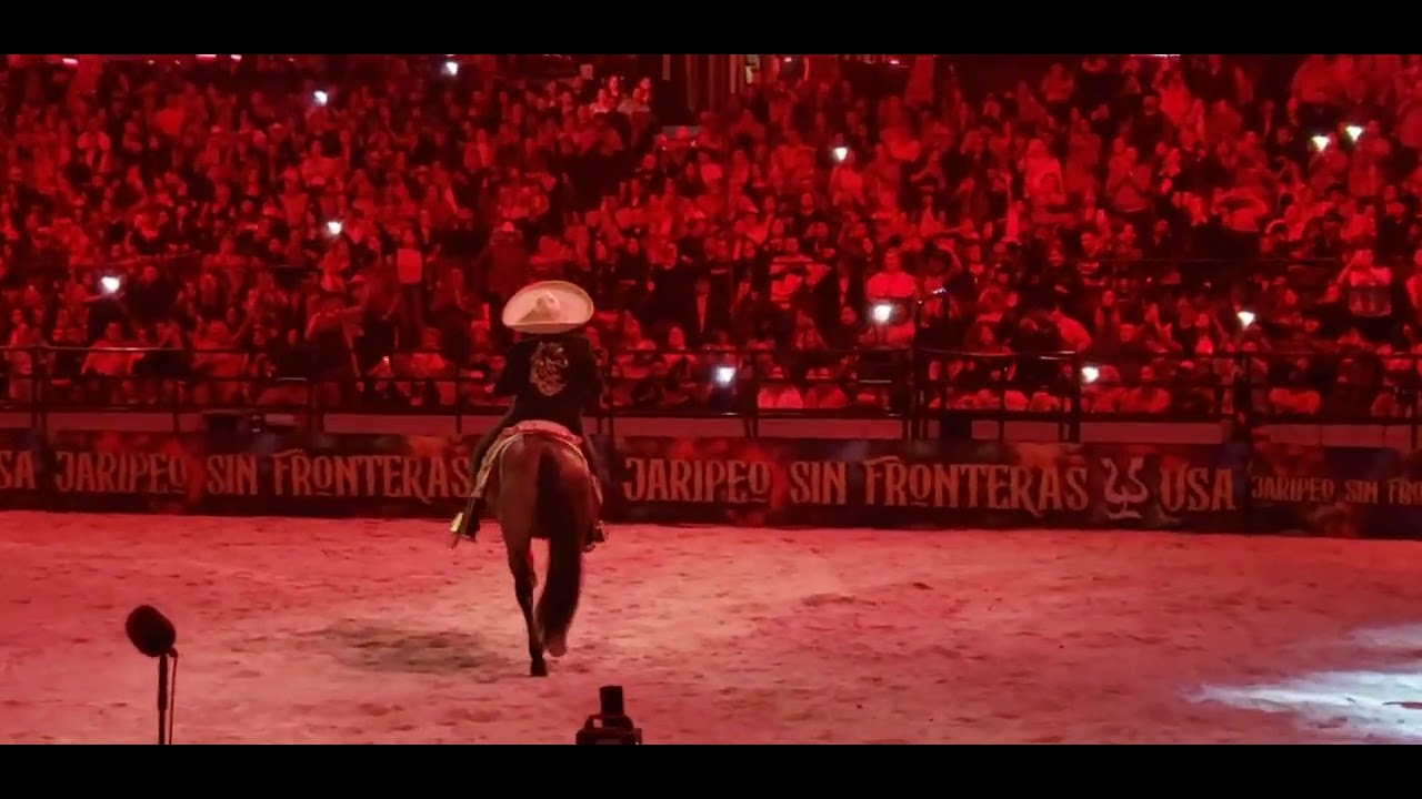 pepeaguilaroficial Jaripeo sin fronteras 2022 en Chicago YouTube