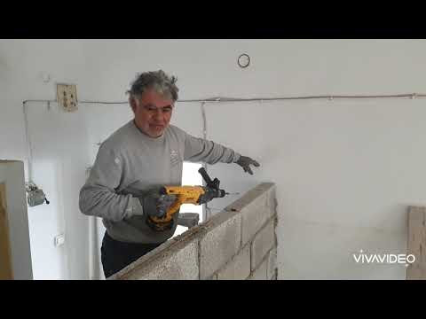 Βίντεο: Γύψος από τούβλα (34 φωτογραφίες): διακοσμητικός γύψος με τούβλα για τοίχους, απομίμηση τοιχοποιίας στο εσωτερικό