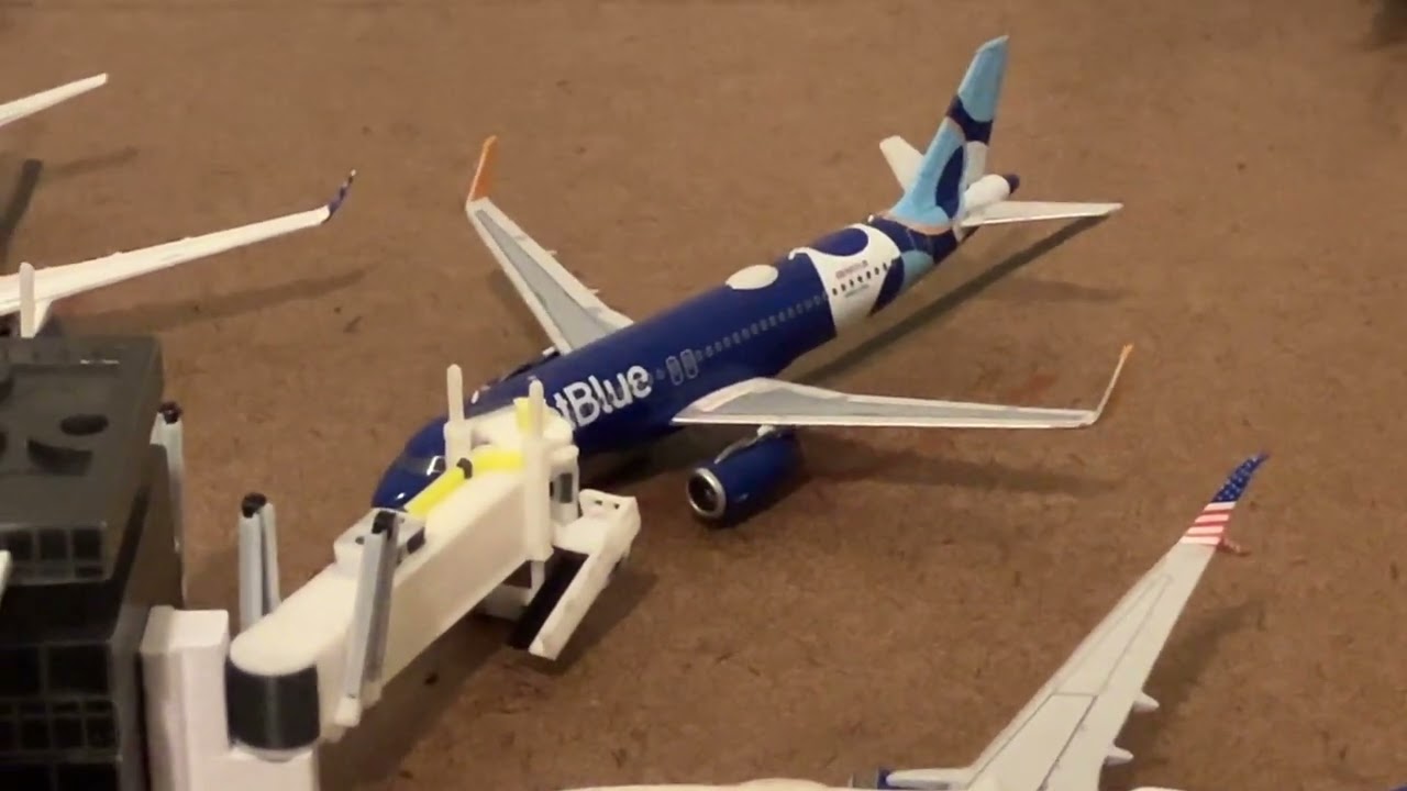 Jam Packed!!!: Gemini Jets model airport update: Washington Ronald Regan National Airport: December.