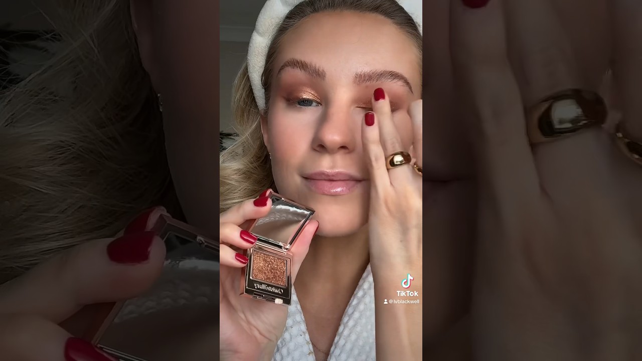 Easy Christmas party make up ✨ 