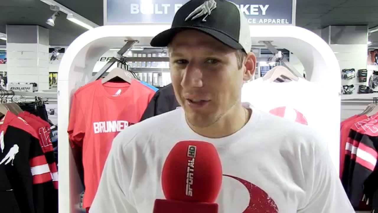 ice hockey sports city Damien Brunner lanciert eigene Merchandise-Kollektion