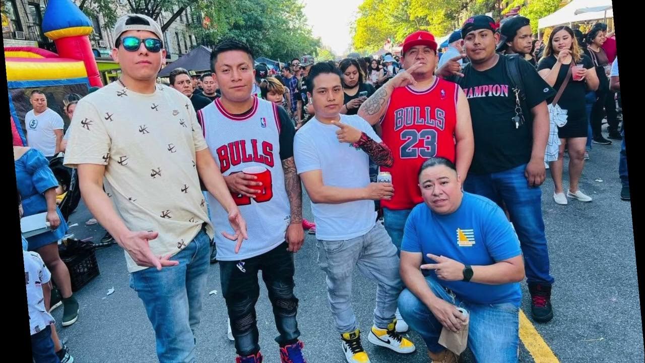 MIX DE CUMBIA XUMILES PRESENTES MANHATTAN 2022 - YouTube