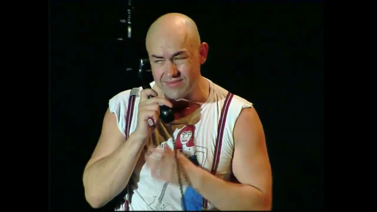 1000 Bussis & die Lange UBO - Super Dong Dong - Badesalz Clip der Woche