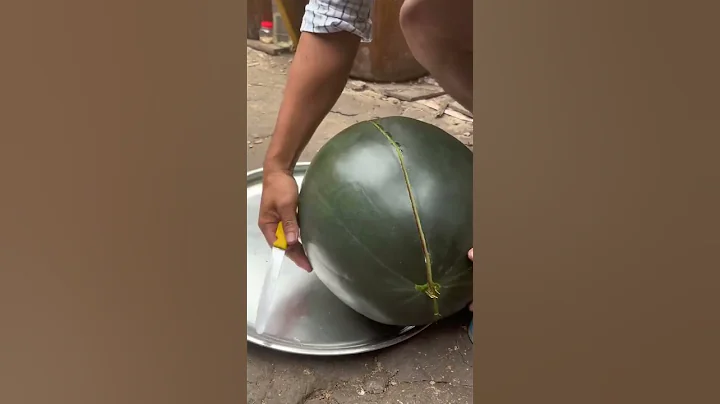 Quả dưa hấu nặng 20kg