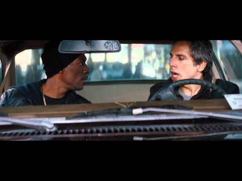celebs.com-behind-the-scenes-of-'tower-heist'-eddie-murphy-&-ben-stiller