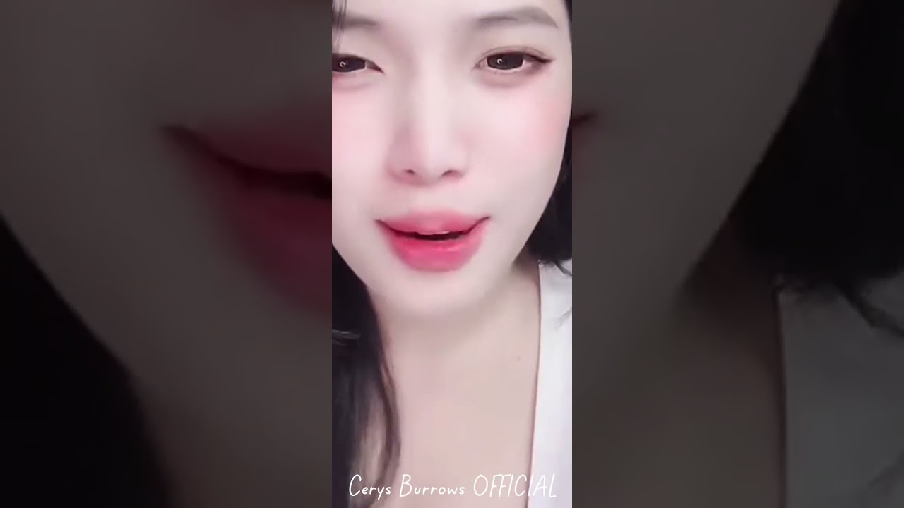 Charlotte Gould live update 24 ❤