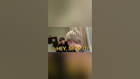 bts doing invisible box challenge....💜💜🤣🤣