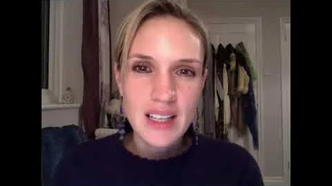 Lisa Cairns - The energy that's contracted inside the body mind mechanism drops away (2014)