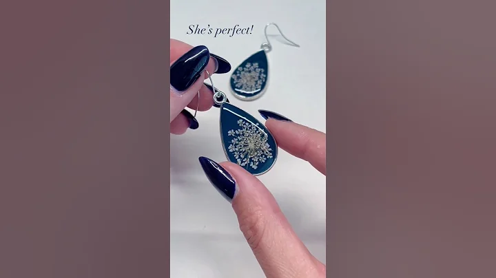 DIY Resin art dry flowers Earrings #diy #art #resin #clay #viral #shorts