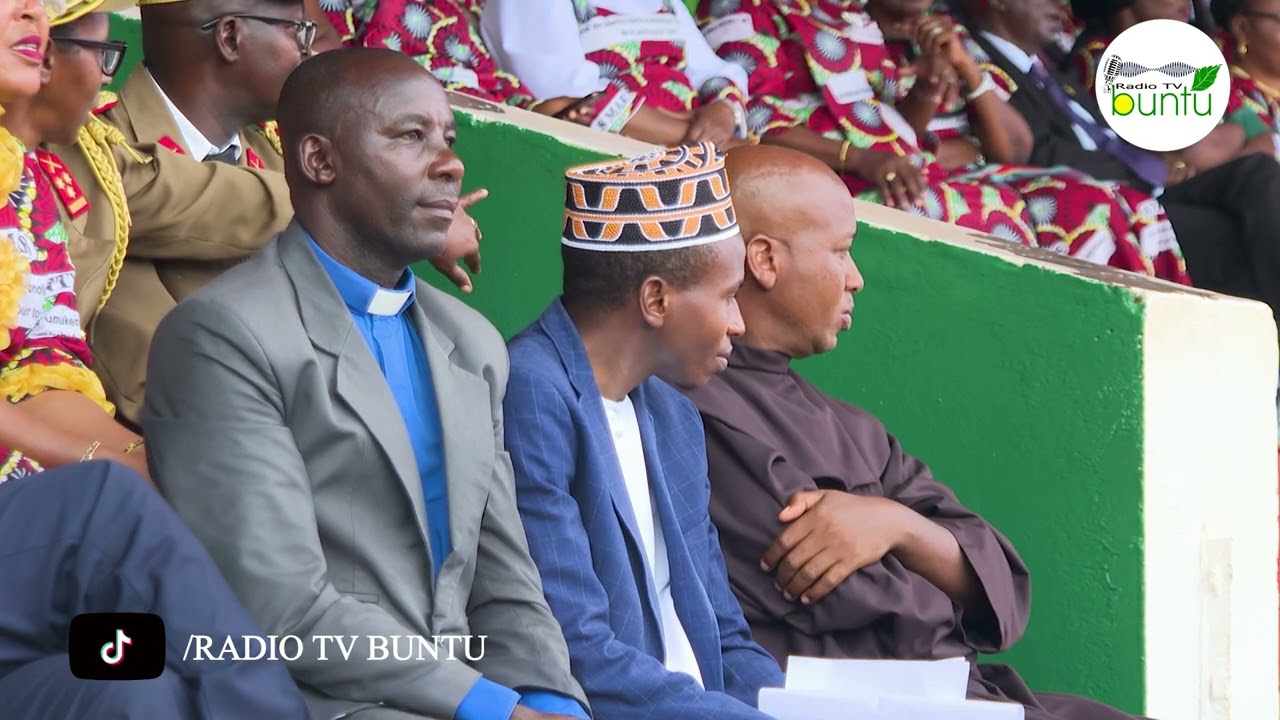 Uburundi bwifadikanije n’isi yose mu guhimbaza umunsi mpuzamakungu wahariwe abakenyezi.