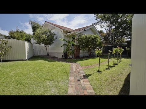 real estate agents in my area Marshall White: 1 Parkview Road, Brighton East - Web