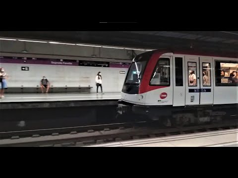 كيف تستعمل القطار ميترو الانفاق إكتشاف مدينة برشلونة فيديو 2