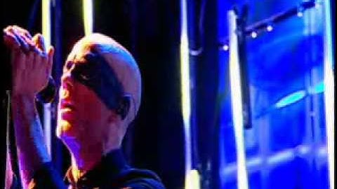 Leaving New York - from R.E.M. Live