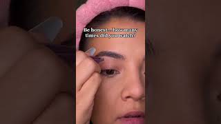 Brow plucking! @nats_tutorials  #brows #makeuphacks #IPSY