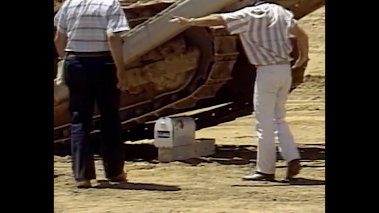 1987 Indestructible Mailbox Test | Fight Back! with David Horowitz