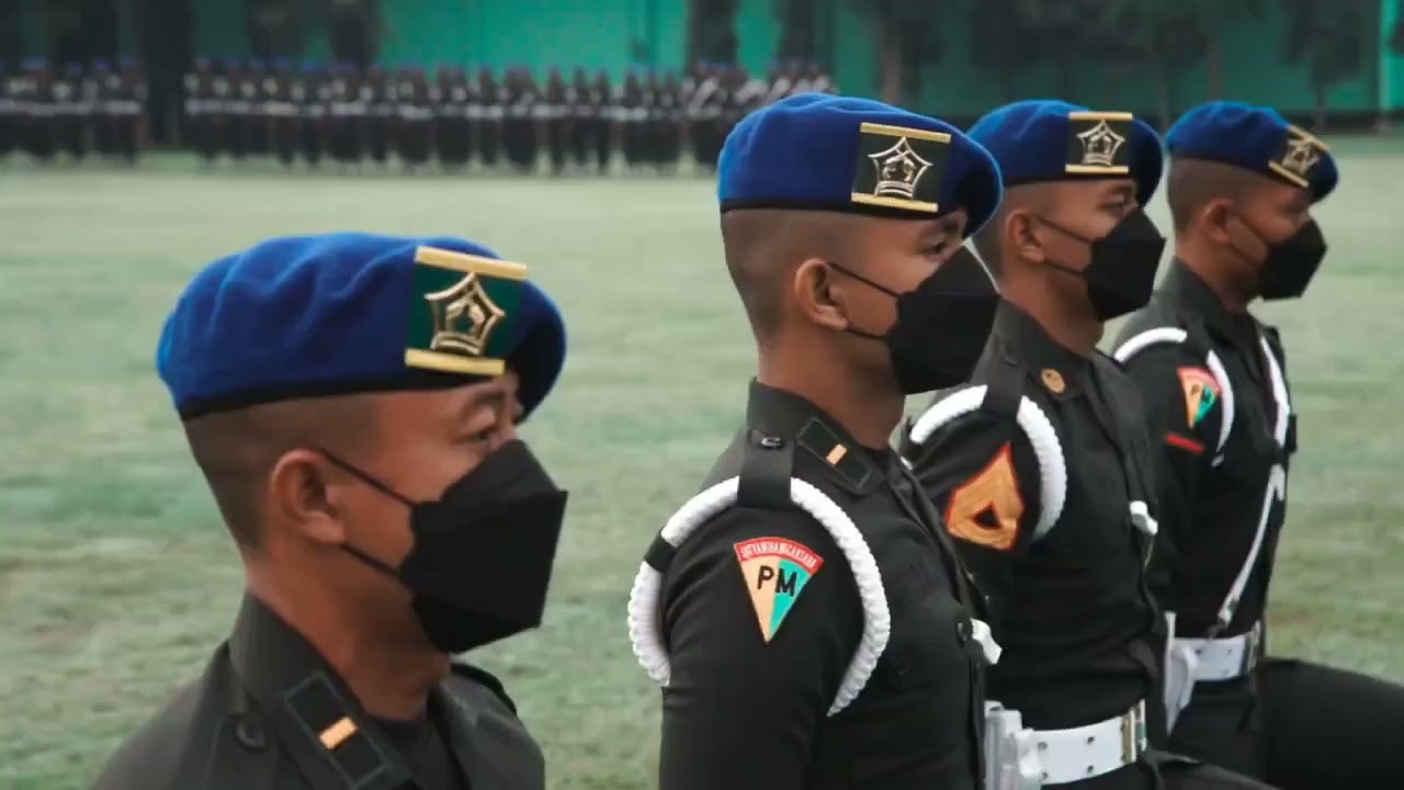 Danpuspomad pimpin upacara tradisi Korps