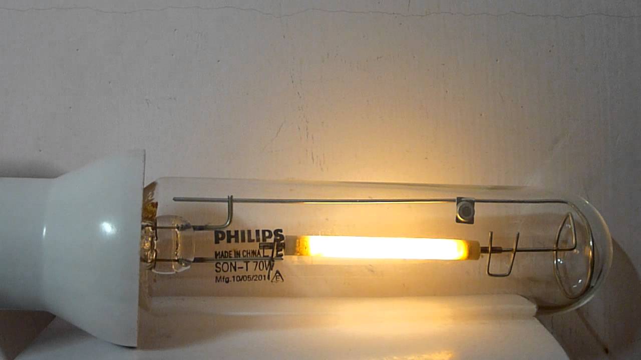 Bijlage Amuseren Verpersoonlijking Philips SON-T 70W High pressure sodium vapor - YouTube