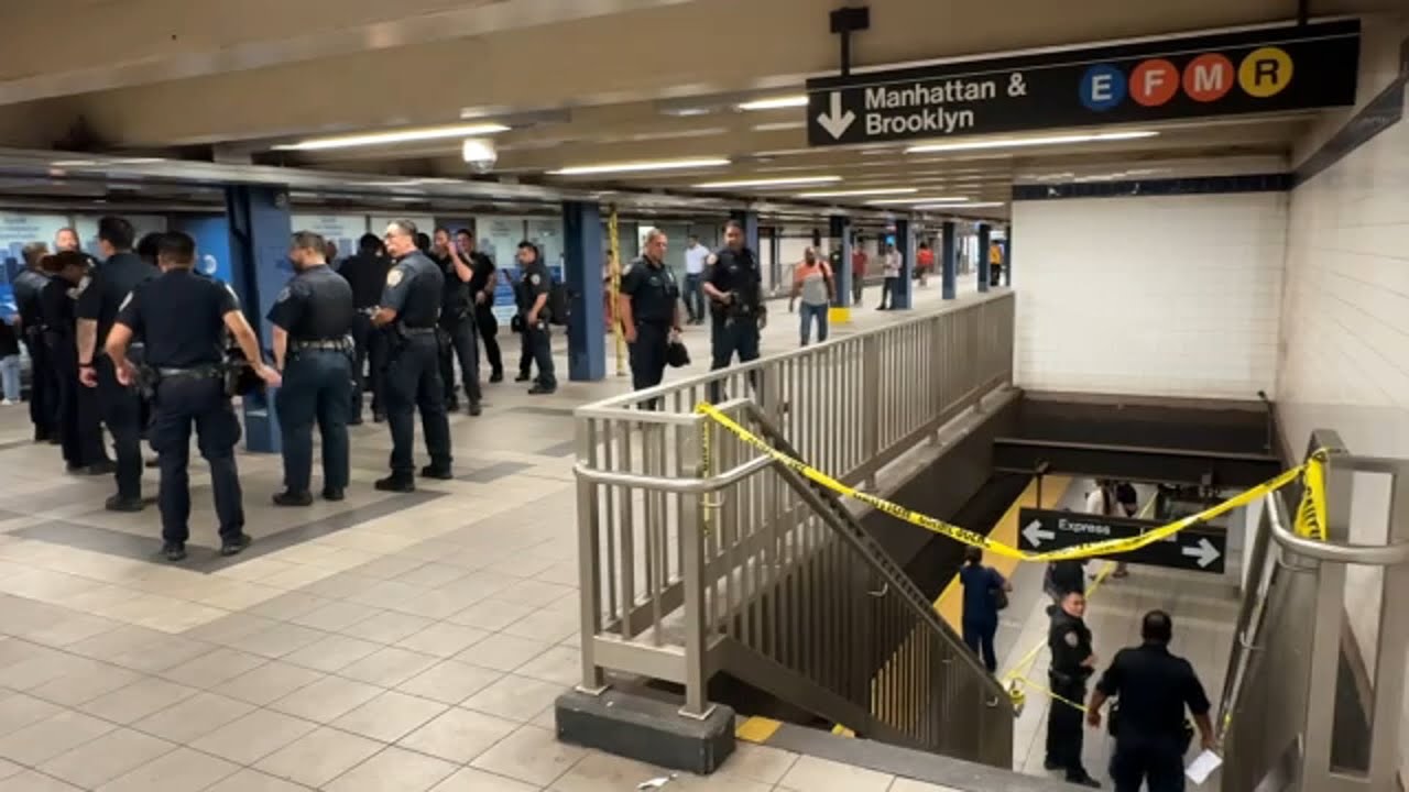 Teen hit and killed by subway in Queens after fight with another teen ...