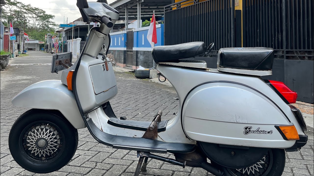 Vespa P150X Exclusive 1997 Abu Zircon Original 