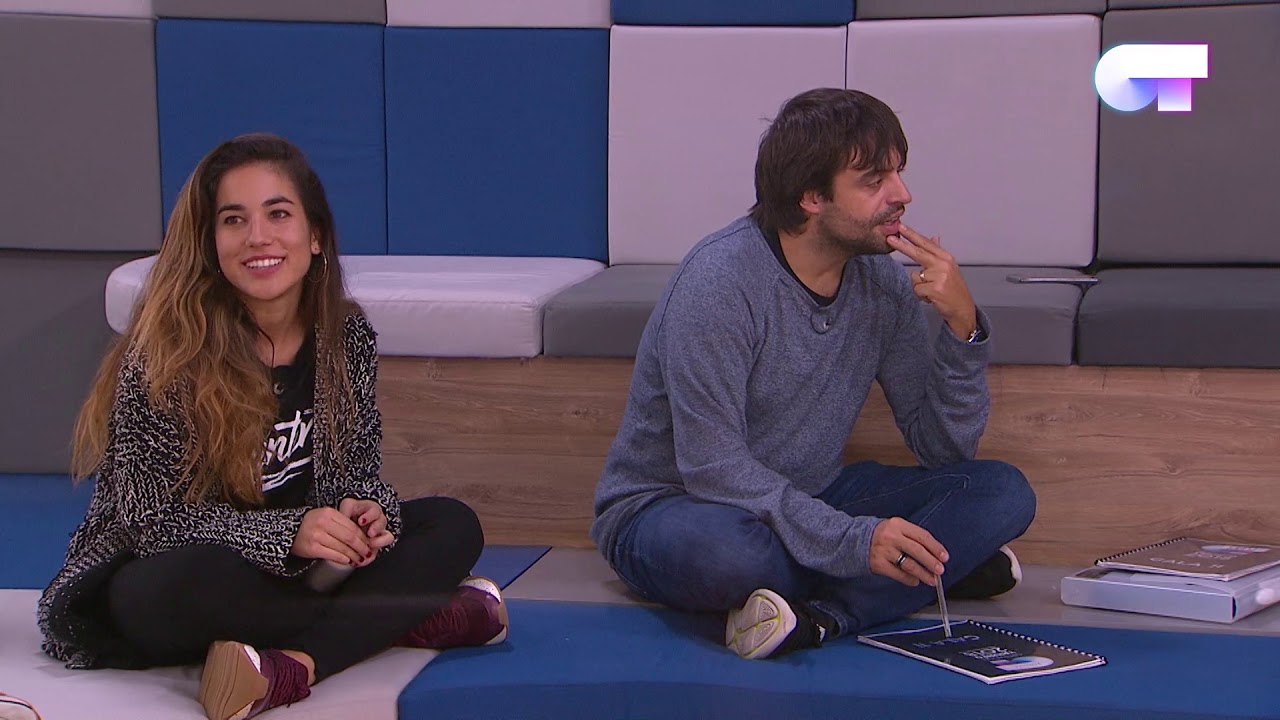 mickey tavera IMPROVISAN un TRIVIAL DE OT con LOS PROFES | OT 2018