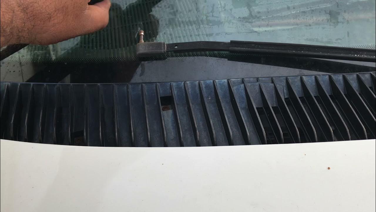 Changing wiper blades in a 1995 Chevy Astro van YouTube