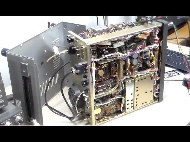 Kenwood TS-820S Modulation Issues - YouTube