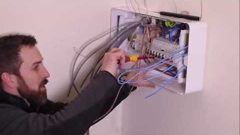 Installing Schneider Easy9+