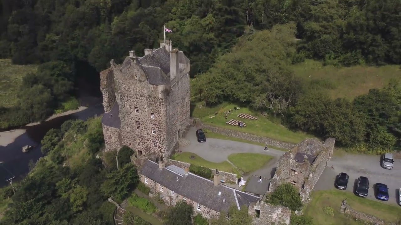 Along the River Tweed, Neidpath Castle