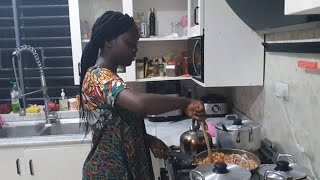 Ngajarin Precious Masak, Orang Indonesia Ngajarin Orang Afrika Masakan Afrika, Kok Kebalik