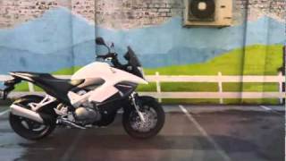 Fabrieksvideo Honda VFR 800 XA CROSSRUNNER