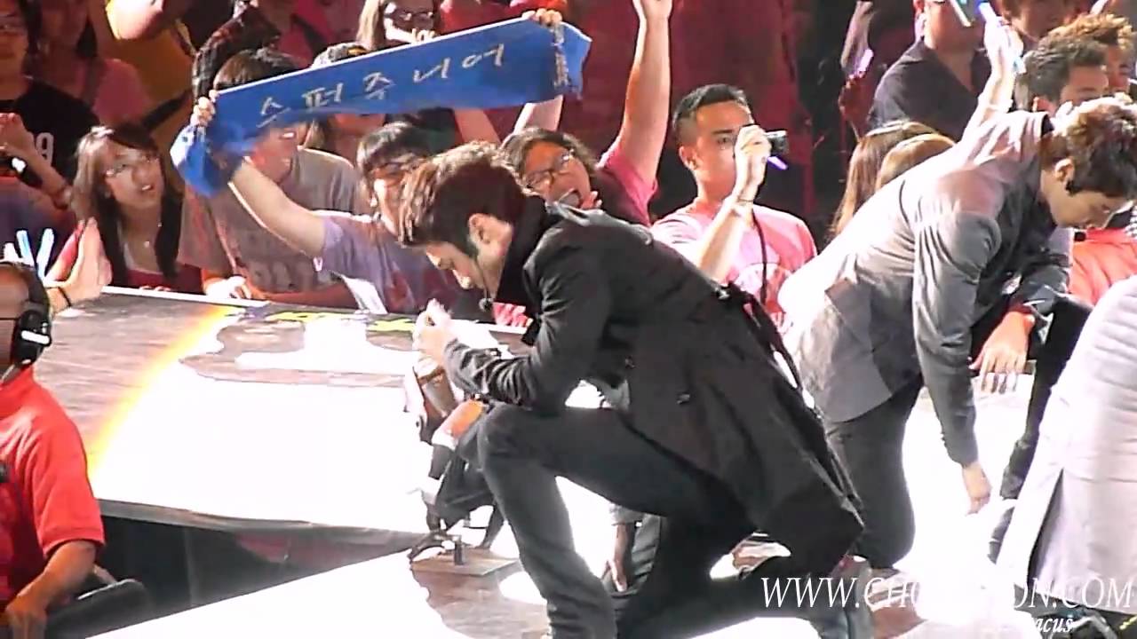 [100904/Siwon Fancam] SMTown LA Super Junior Don't Don