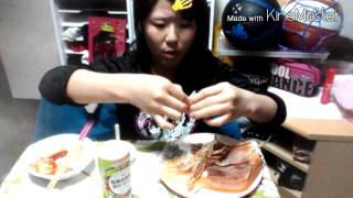 色々な味のスルメ食べてみた。【激辛】