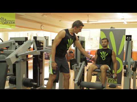 101- GYM últimos grados de extensiones de cuadriceps vasto interno en máquina de cuádriceps