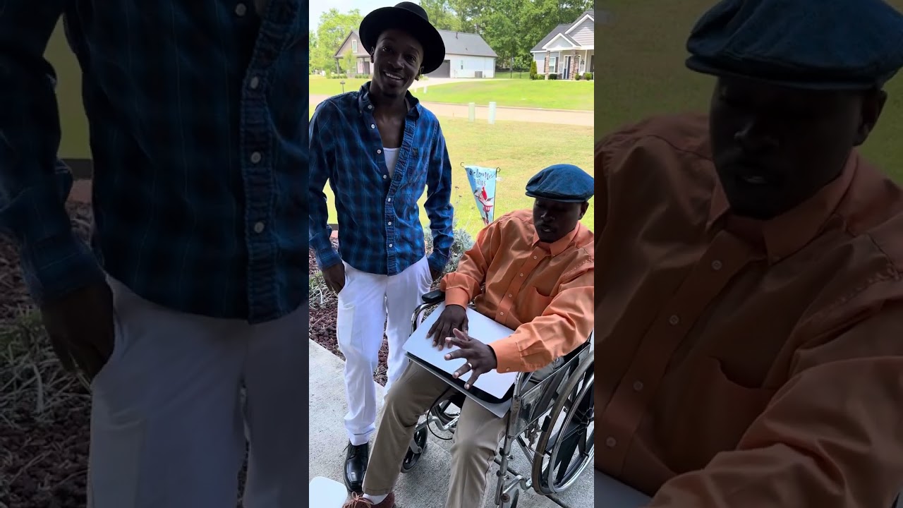 Когда Бадди спрашивает Шугу, может ли он переехать в ее дом