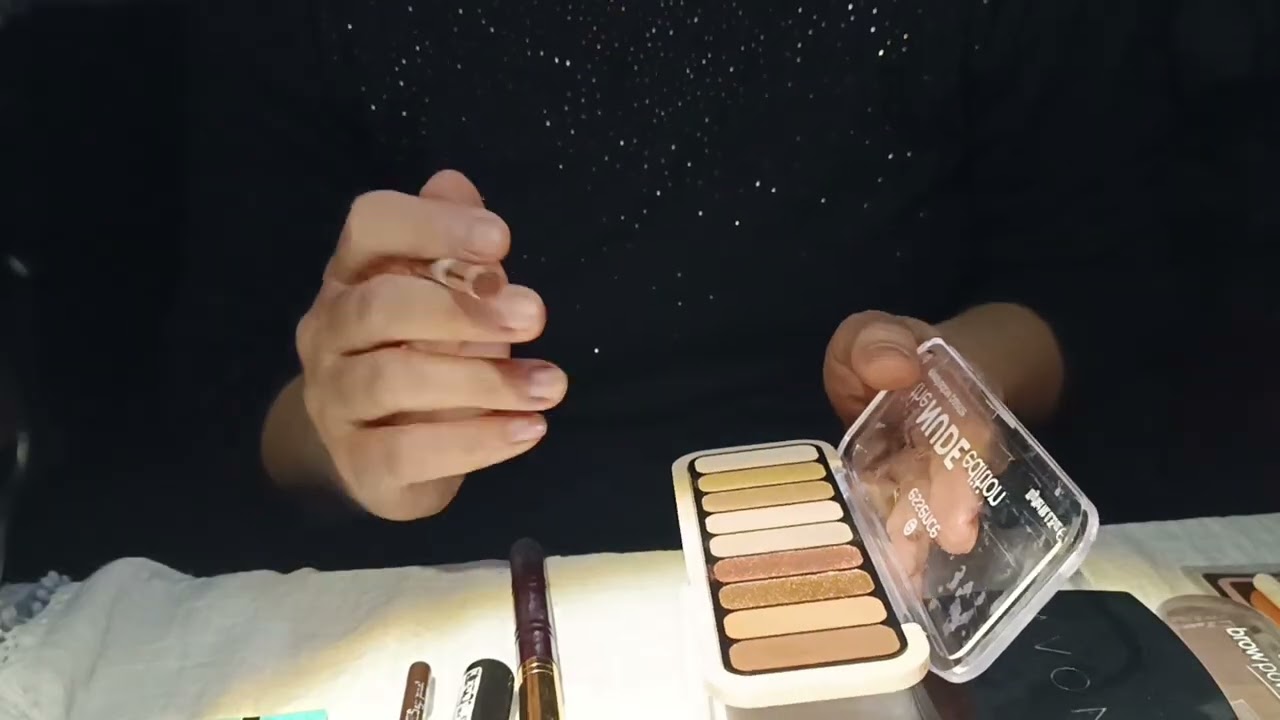 Magyar ASMR - Kisminkellek a Valentin - bálra 