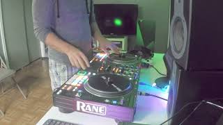 Scratch Session| Dre Dre, Xzibit, Snoop Dogg, and Eminem-B*tch Please II