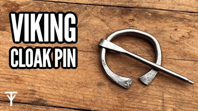 How to construct a Viking Hat. – Rozewolf's Weblog