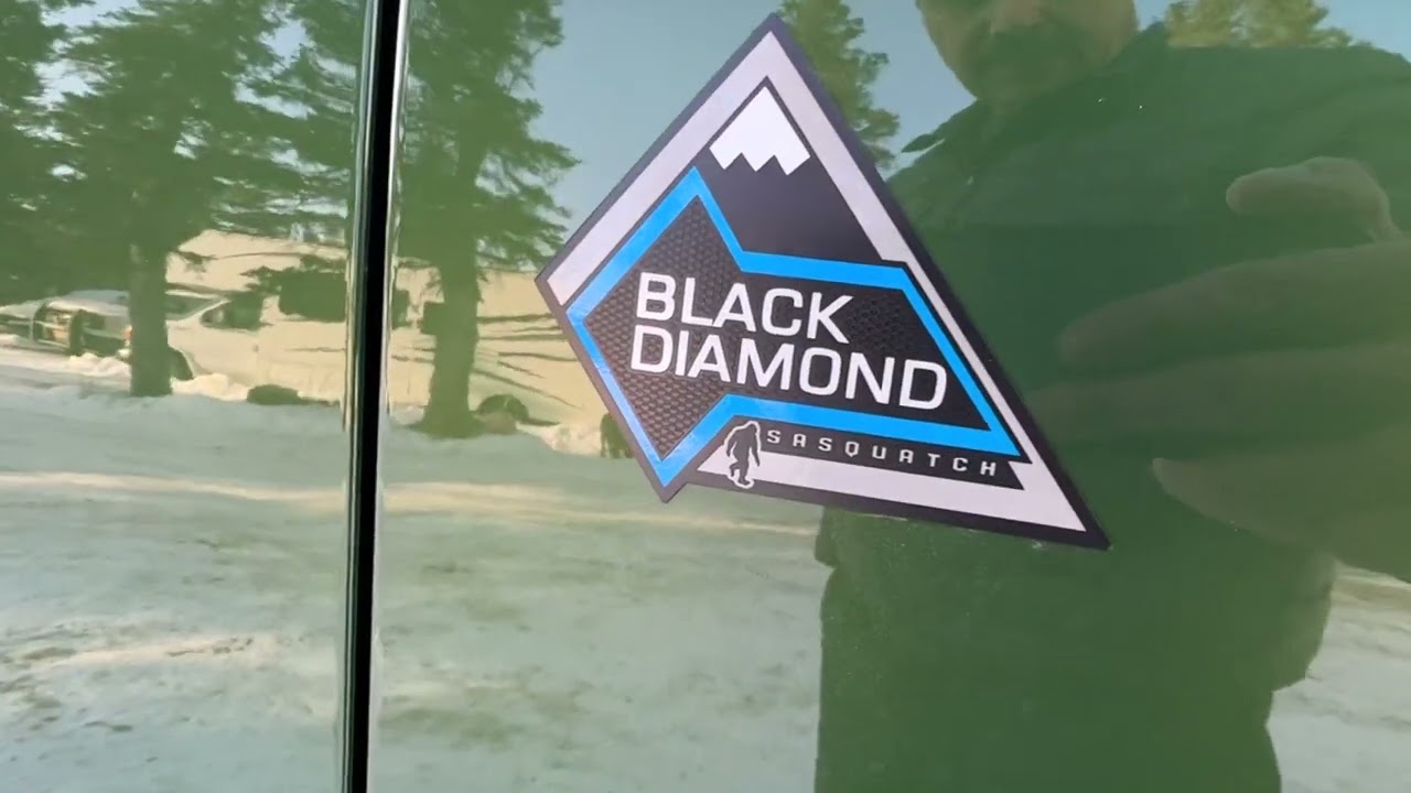 Howie’s 2023 Ford Bronco Black Diamond Sasquatch delivered to Alaska!!