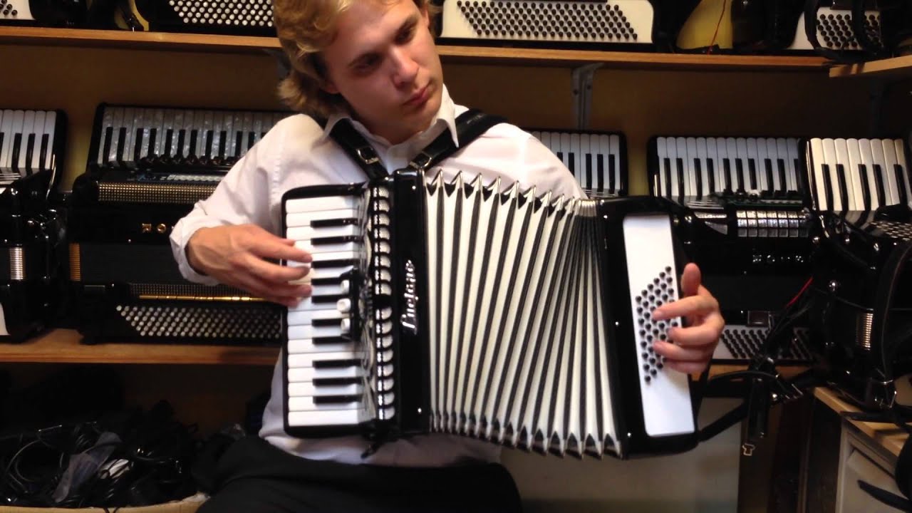 Luciano 48 Bass Accordion