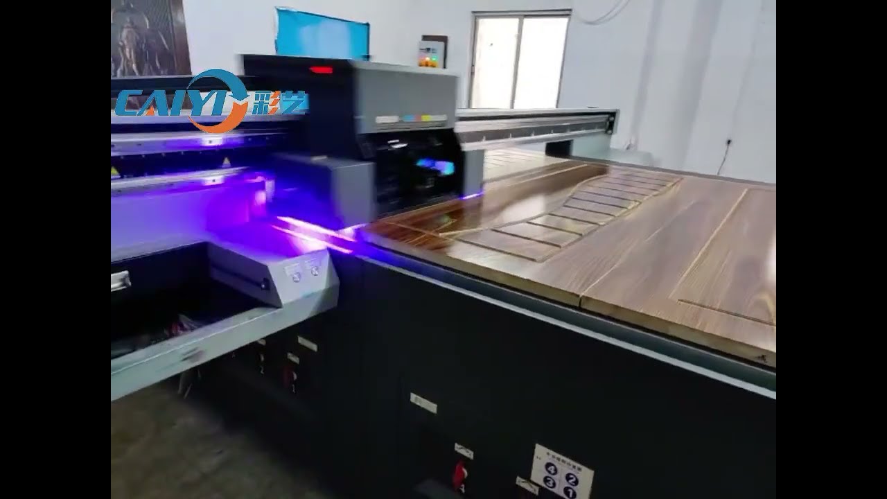 Caiyi UV Flated Printer Printing on wood door