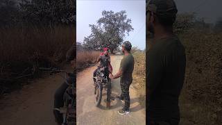 बाइक चेकिंग #arjundevacomedyvideo #shortsfeed #comedy #funny #comedyshort #ytshorts
