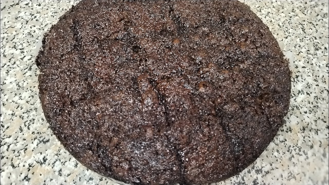 طريقه عمل كيكه الشوكولاته سهلة وهشة واقتصادية وطعمها لا يقاوم