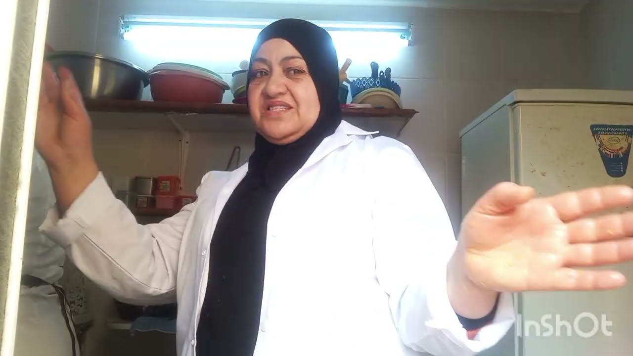 جيت نلعب مع 🙋🏻‍♀️  اخي كسر-تها  ربي يسترني  مالعواقب واش باش يصير فيا 