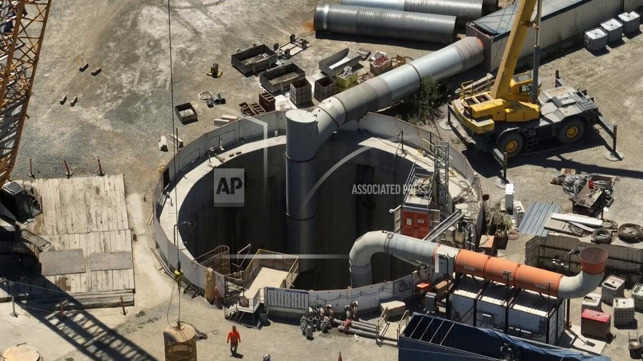 Tunnel collapse temporarily traps dozens of workers in Los Angeles