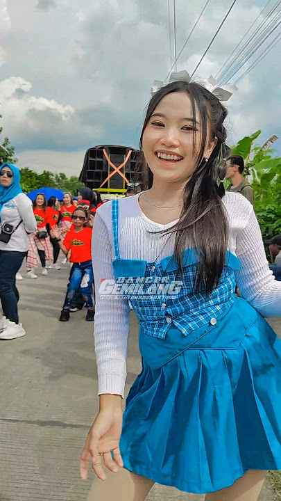 Penari Karnaval Tongtek Gemilang
