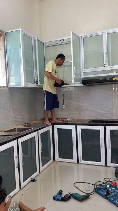 Set lemari dapur aluminium
