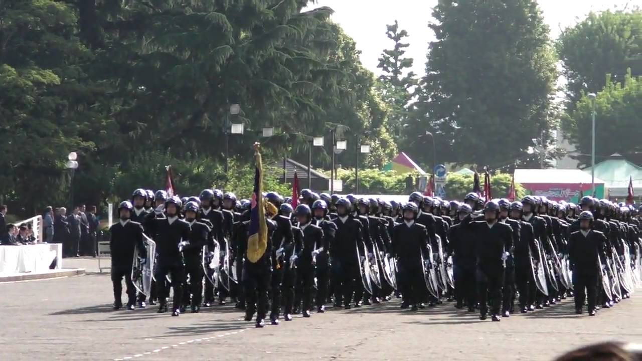 陸軍 分 列 行進 曲 日本の軍楽隊の父 お雇い外国人シャルル ルルーとは 陸軍 分 列 行進 曲 日本の軍楽隊の父 お雇い外国人シャルル ルルーとは